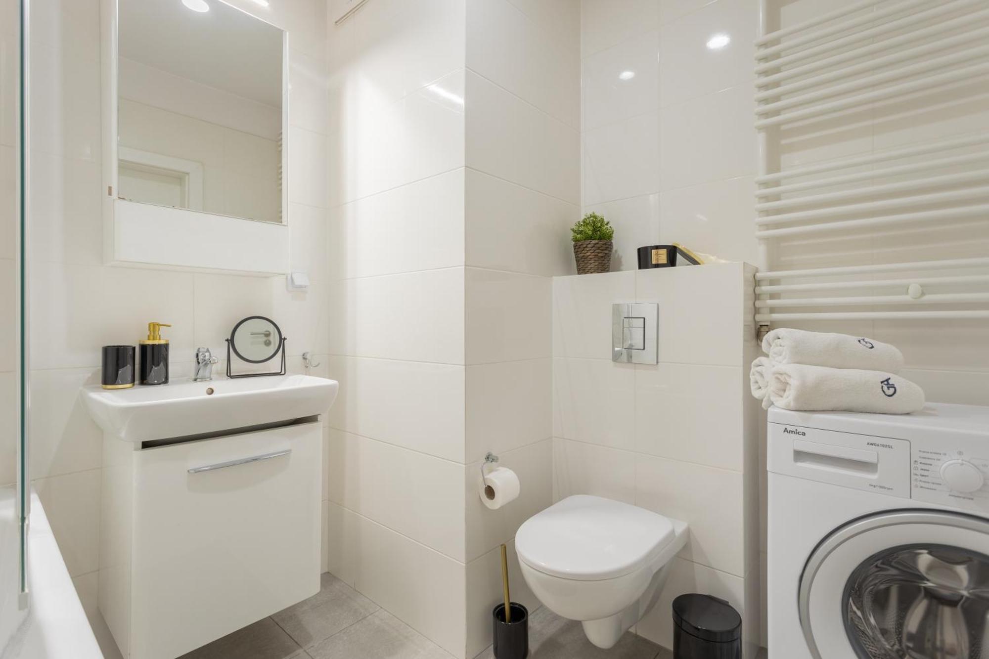 Urban Chic - Pereca - Rondo Onz - Luxury Warsaw Stays - 14 People Zewnętrze zdjęcie