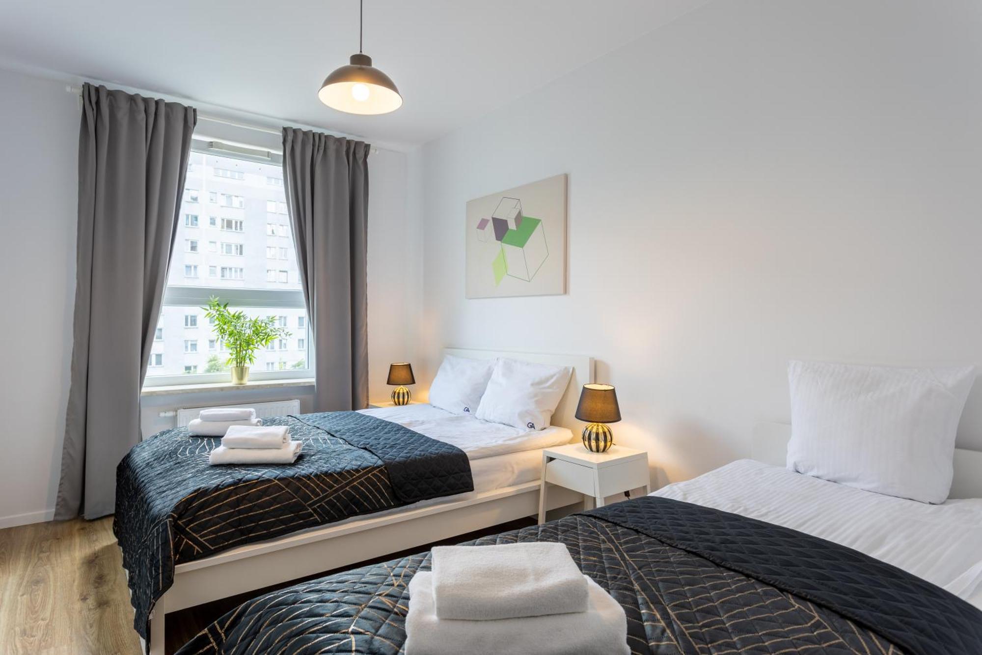 Urban Chic - Pereca - Rondo Onz - Luxury Warsaw Stays - 14 People Zewnętrze zdjęcie