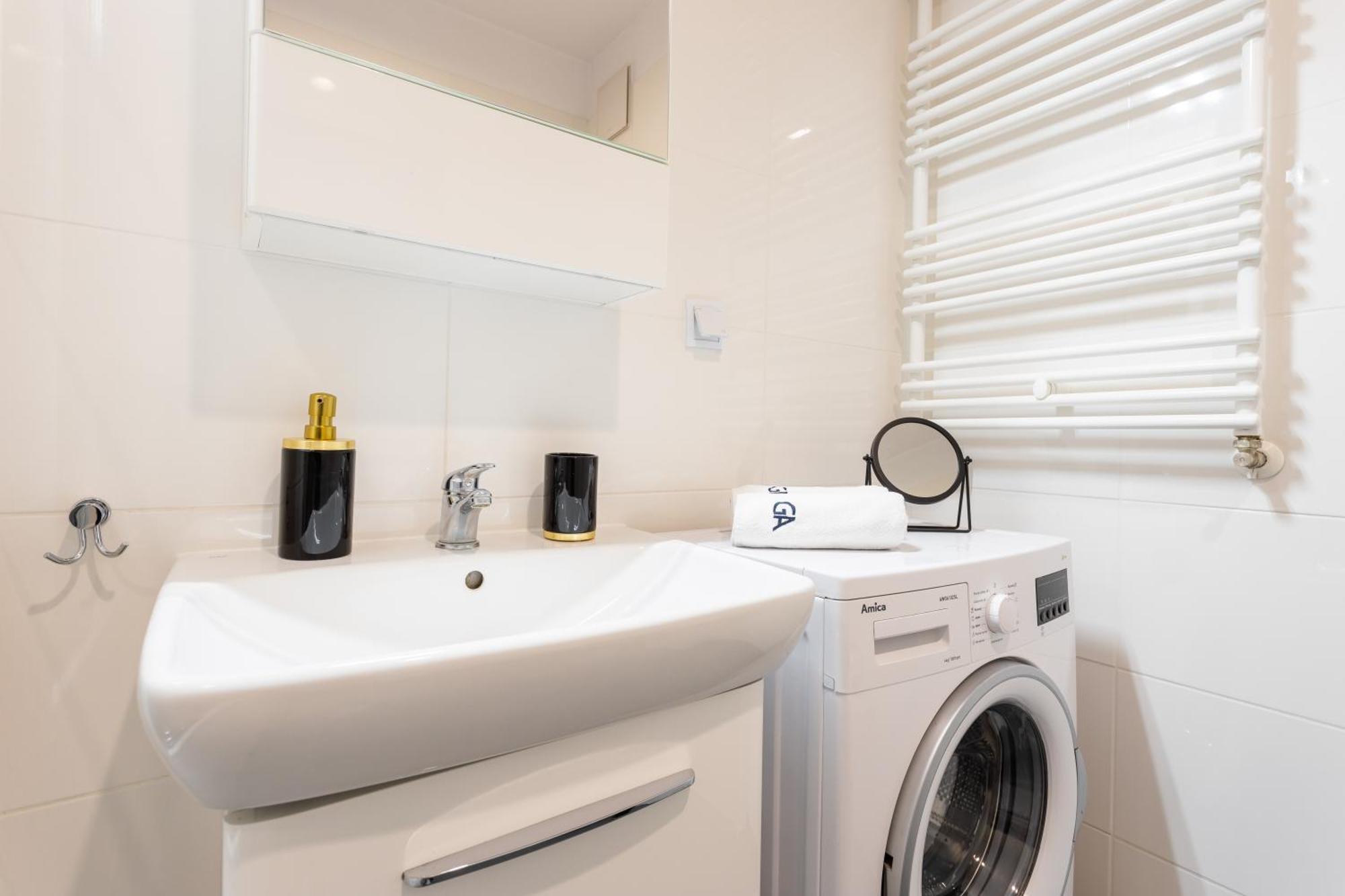 Urban Chic - Pereca - Rondo Onz - Luxury Warsaw Stays - 14 People Zewnętrze zdjęcie