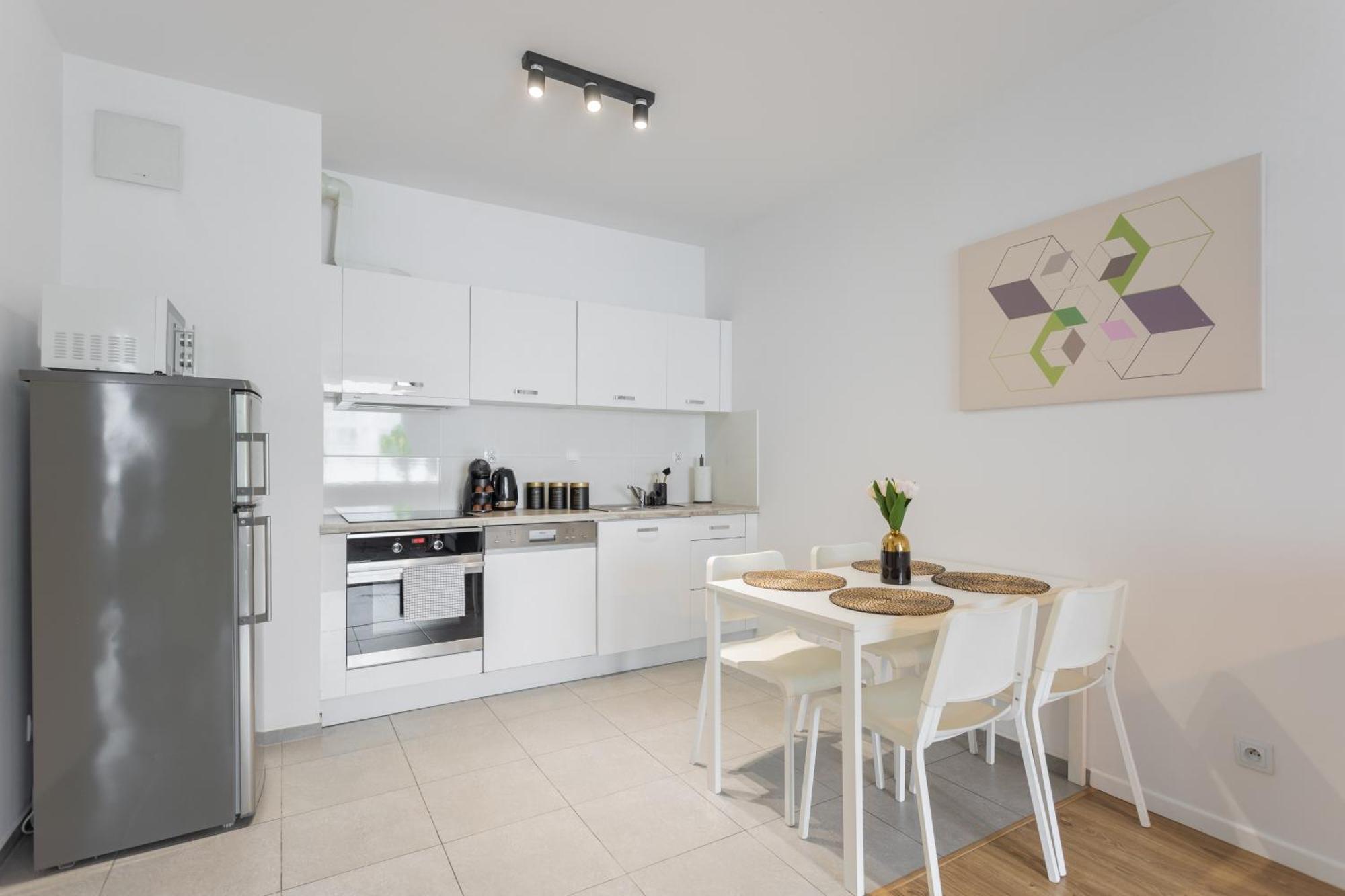 Urban Chic - Pereca - Rondo Onz - Luxury Warsaw Stays - 14 People Zewnętrze zdjęcie
