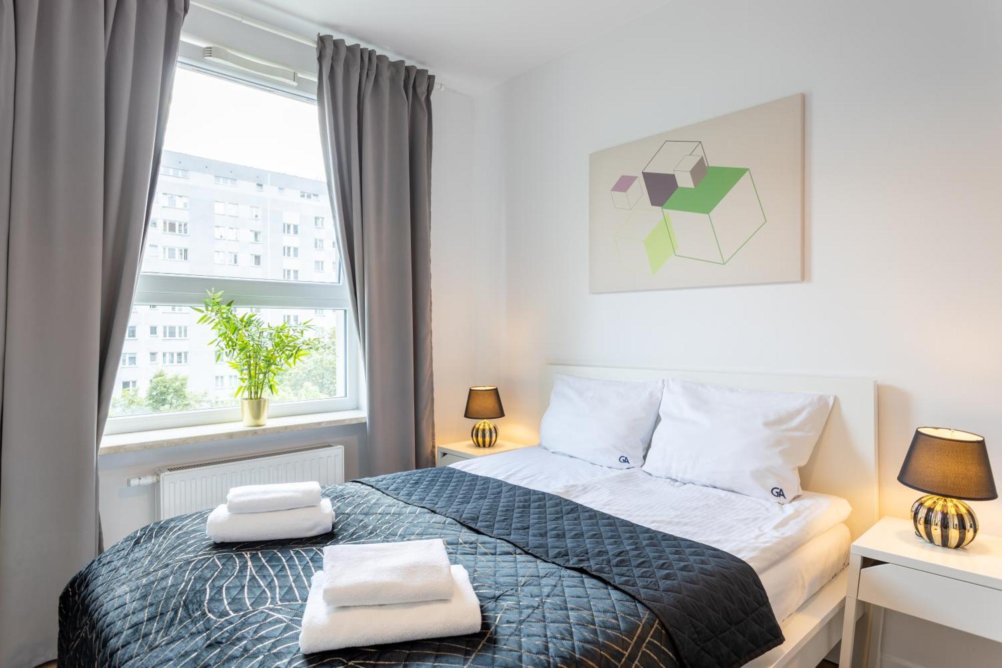 Urban Chic - Pereca - Rondo Onz - Luxury Warsaw Stays - 14 People Zewnętrze zdjęcie