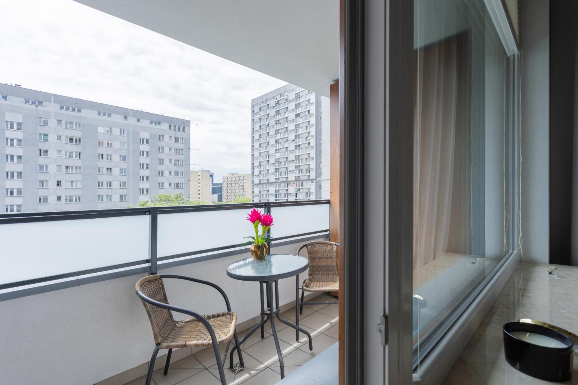 Urban Chic - Pereca - Rondo Onz - Luxury Warsaw Stays - 14 People Zewnętrze zdjęcie